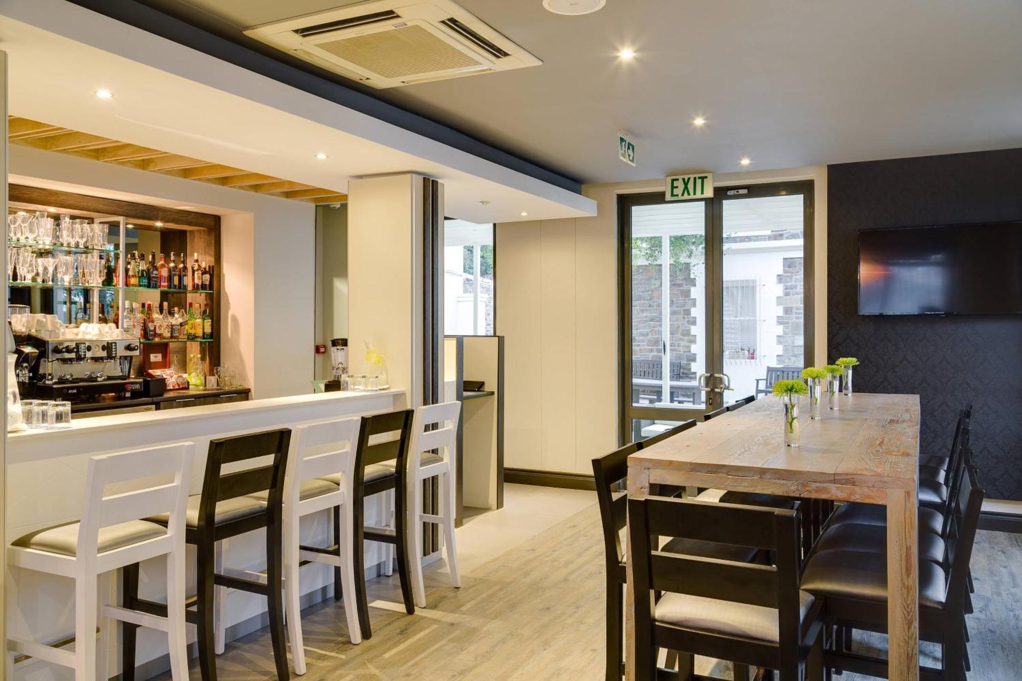 Protea Hotel By Marriott Cape Town Waterfront Breakwater Lodge Exteriér fotografie