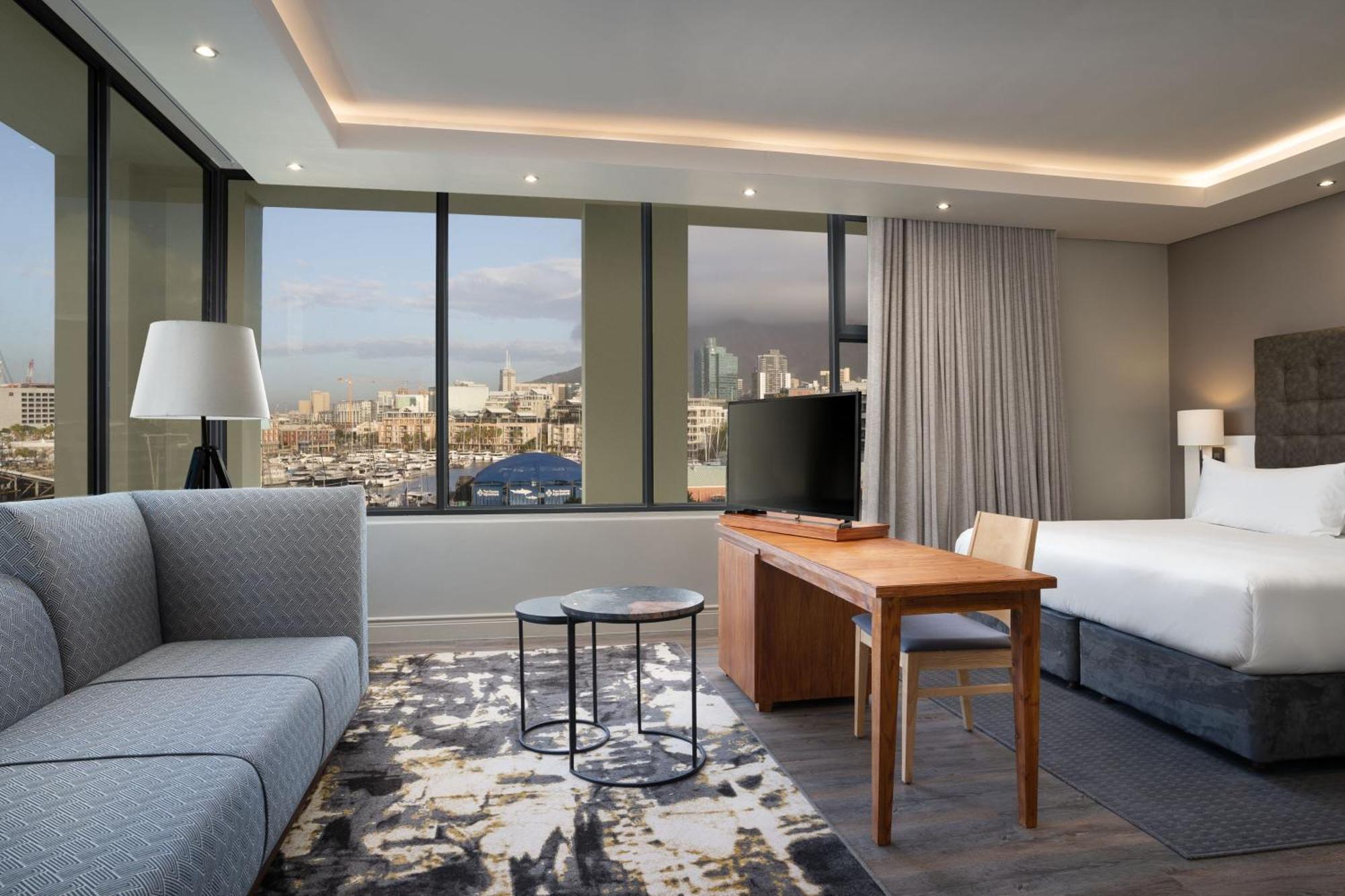 Protea Hotel By Marriott Cape Town Waterfront Breakwater Lodge Exteriér fotografie