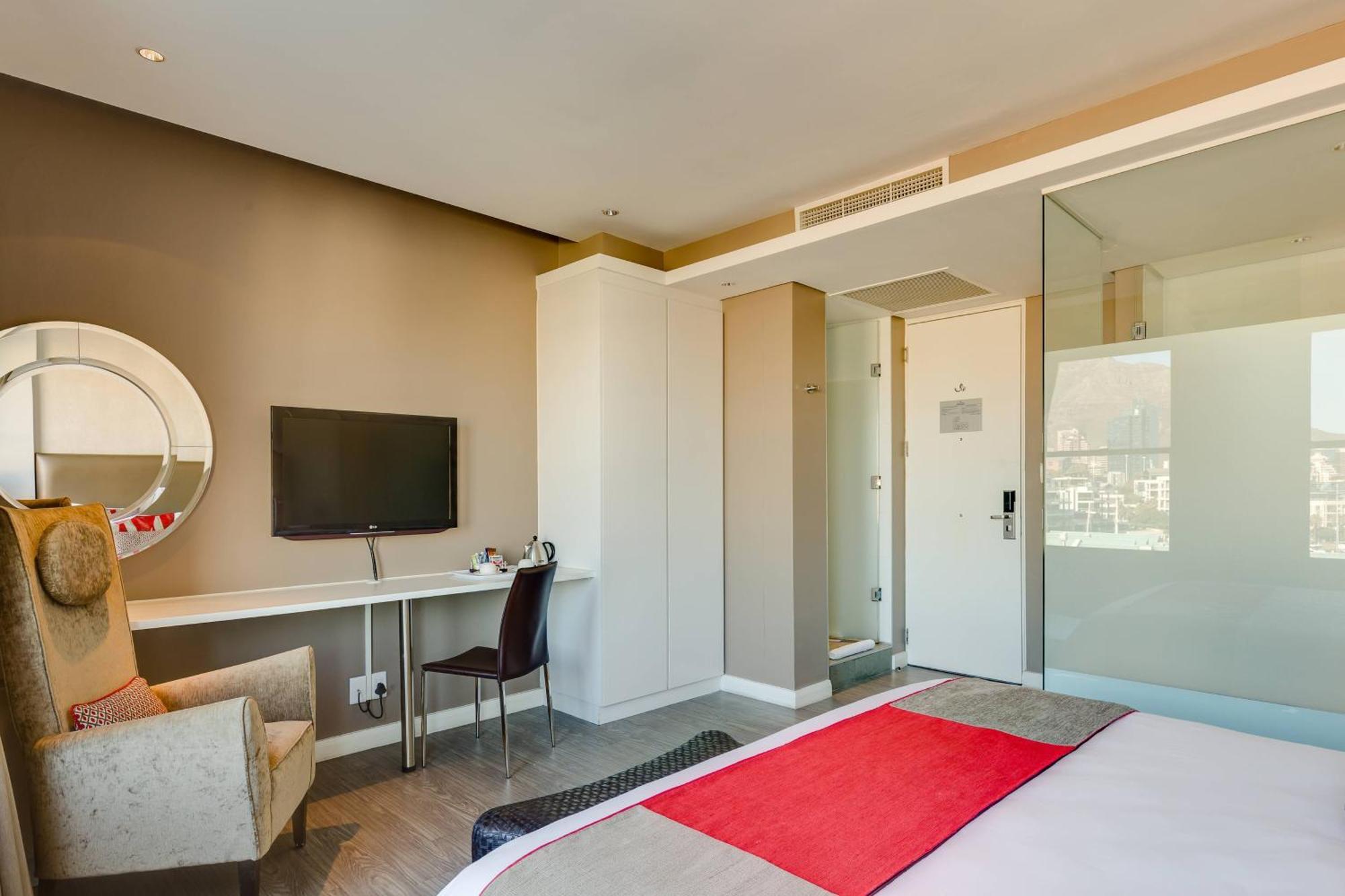 Protea Hotel By Marriott Cape Town Waterfront Breakwater Lodge Exteriér fotografie