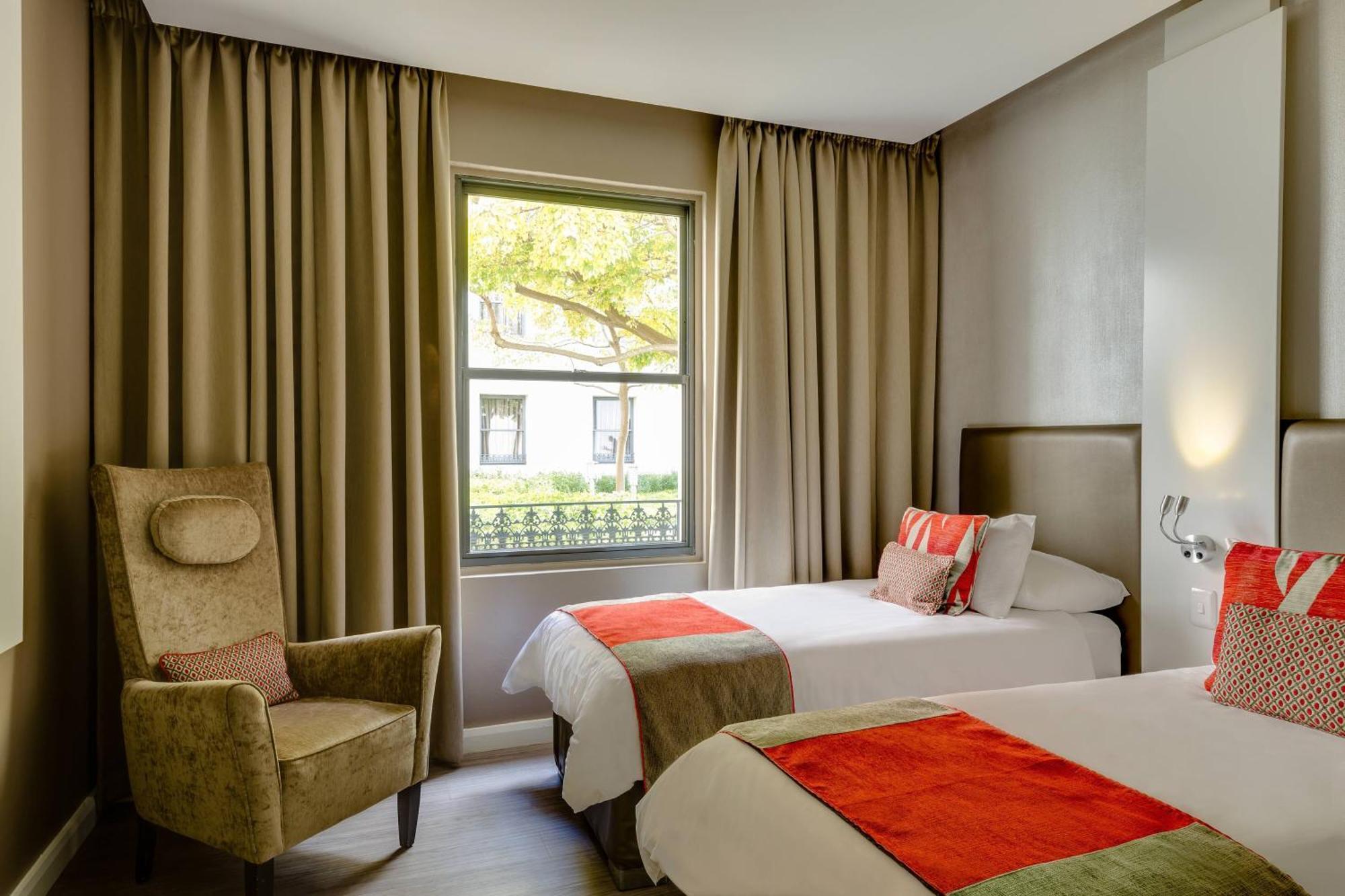Protea Hotel By Marriott Cape Town Waterfront Breakwater Lodge Exteriér fotografie